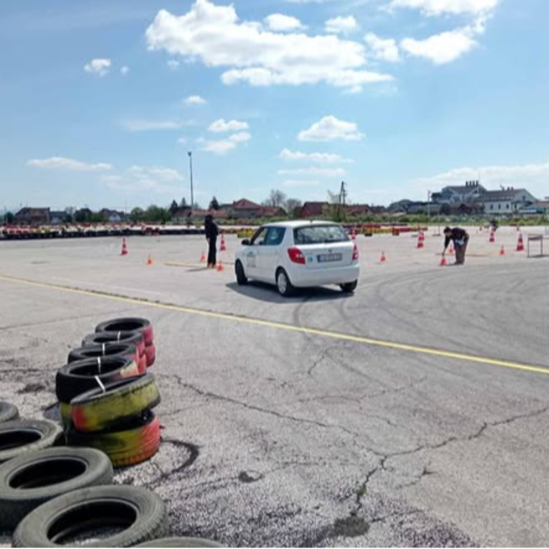 Učenici Tehničke škole Valjevo ostvarili zapažene rezultate na republičkom takmičenju u Čačku